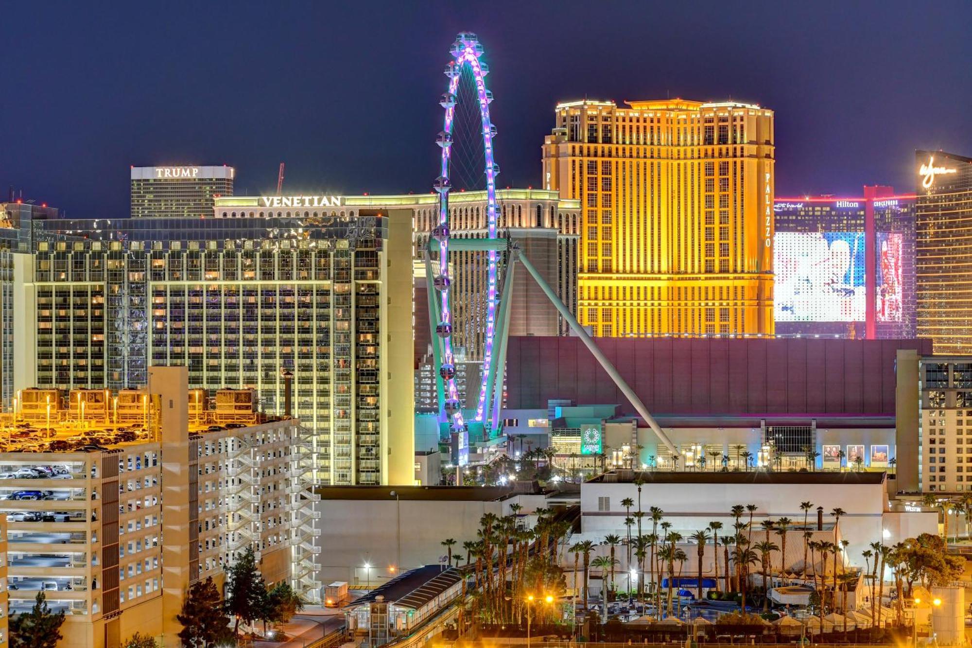 Lucky Gem Penthouse & Luxury Suites At Signature Resort, Strip View 509 Лас Вегас Екстериор снимка